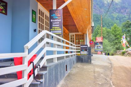 The Husky Lodge and Cafe Manali