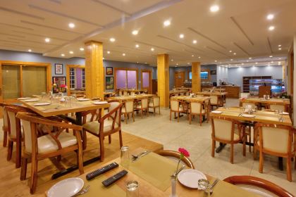  The Husky Lodge and Cafe Manali