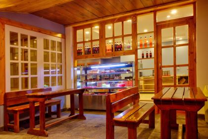 The Husky Lodge and Cafe Manali